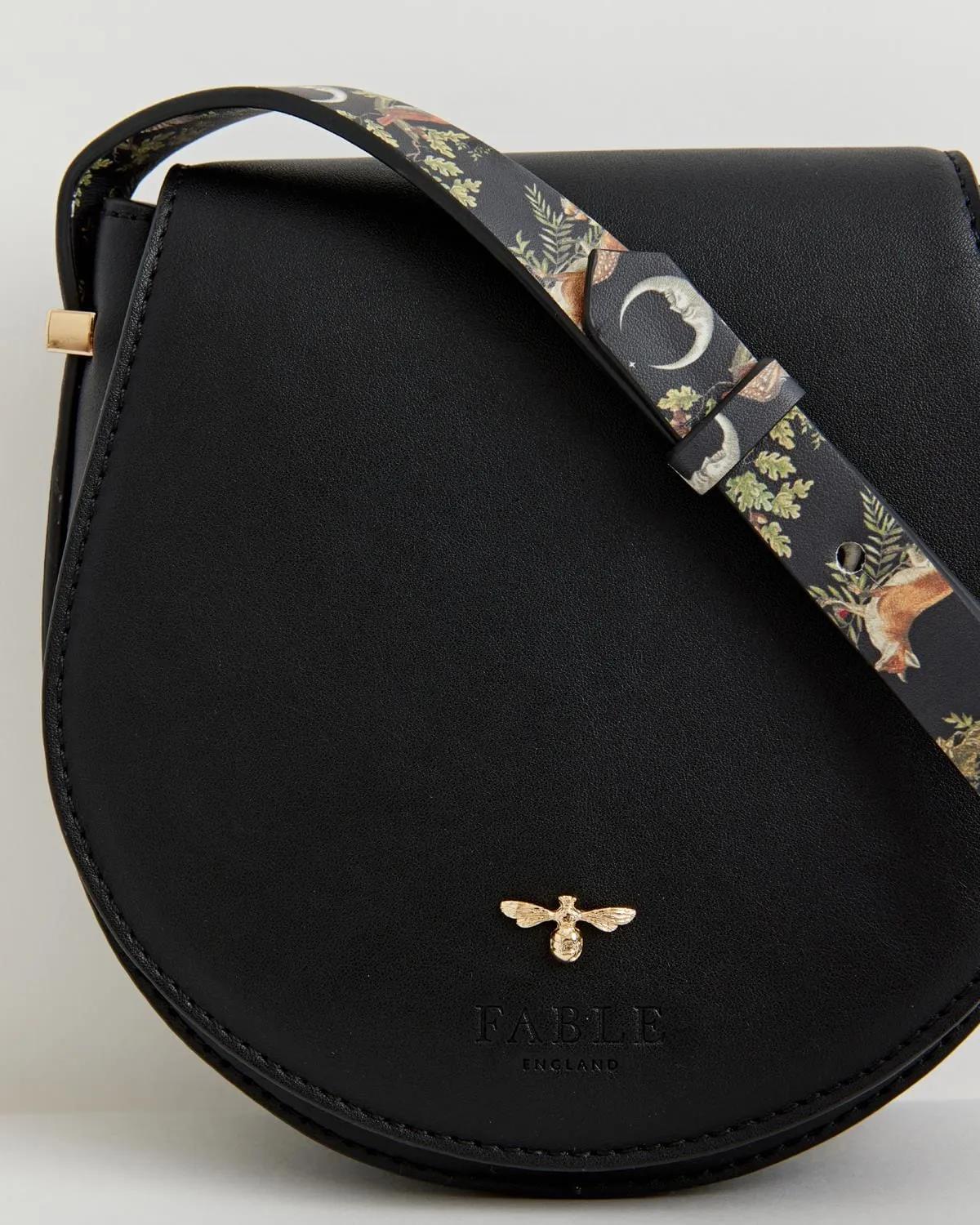 A Night's Tale Saddle Bag Black