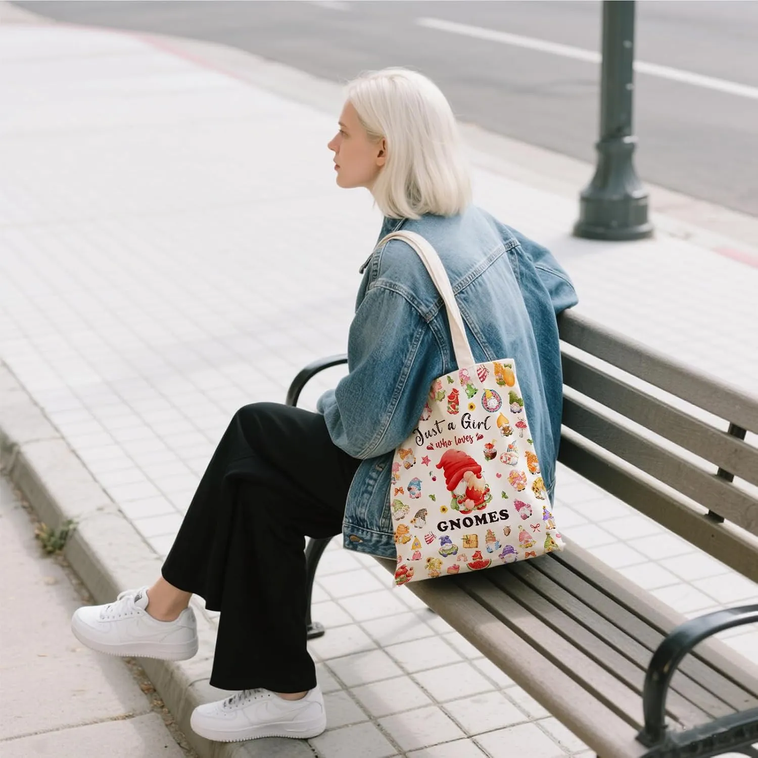 Aesthetic Canvas Tote Bag for Women - with Magnetic Snap Closure & Zipper Inner Pocket Reusable Totes Bag