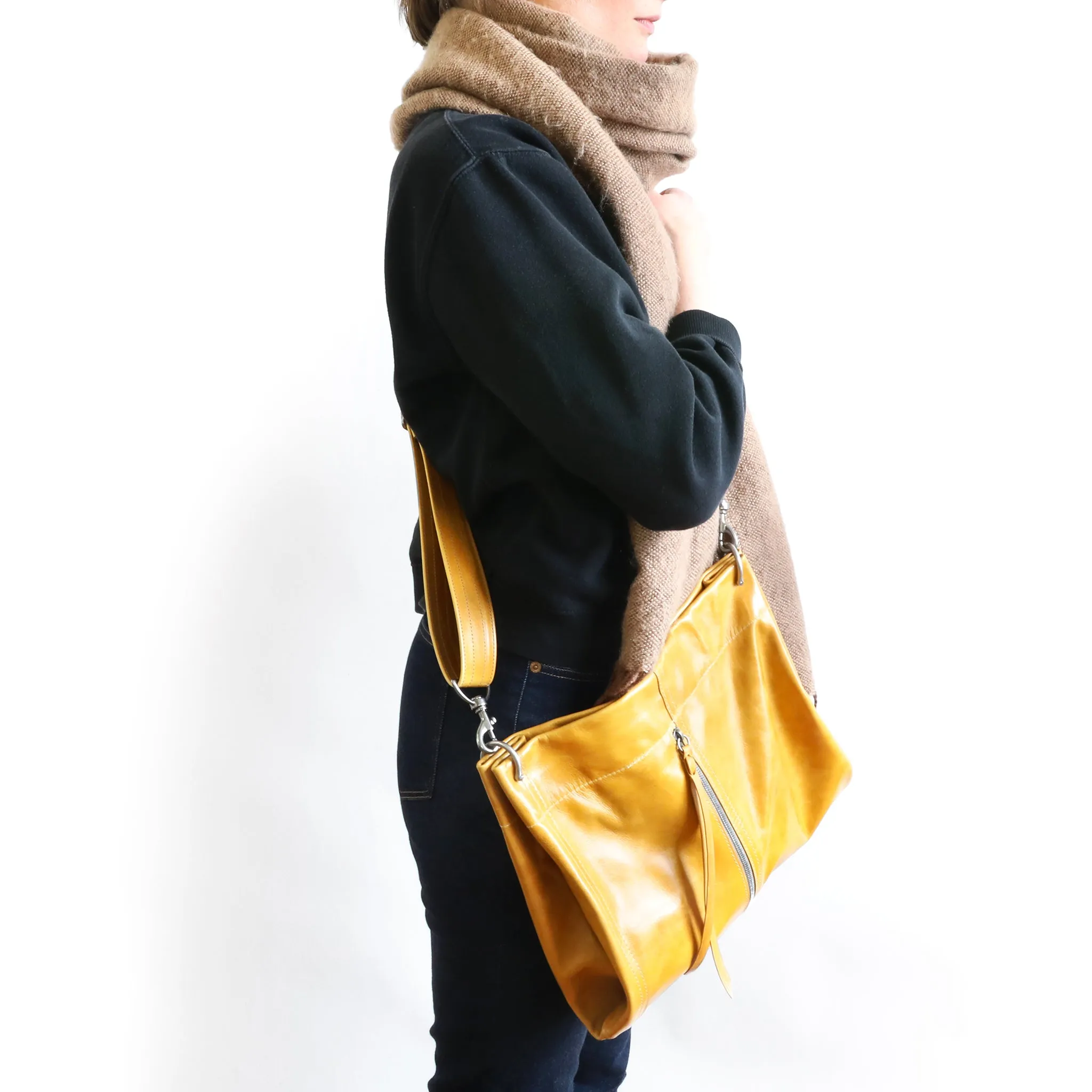 coyote crossbody | two sizes