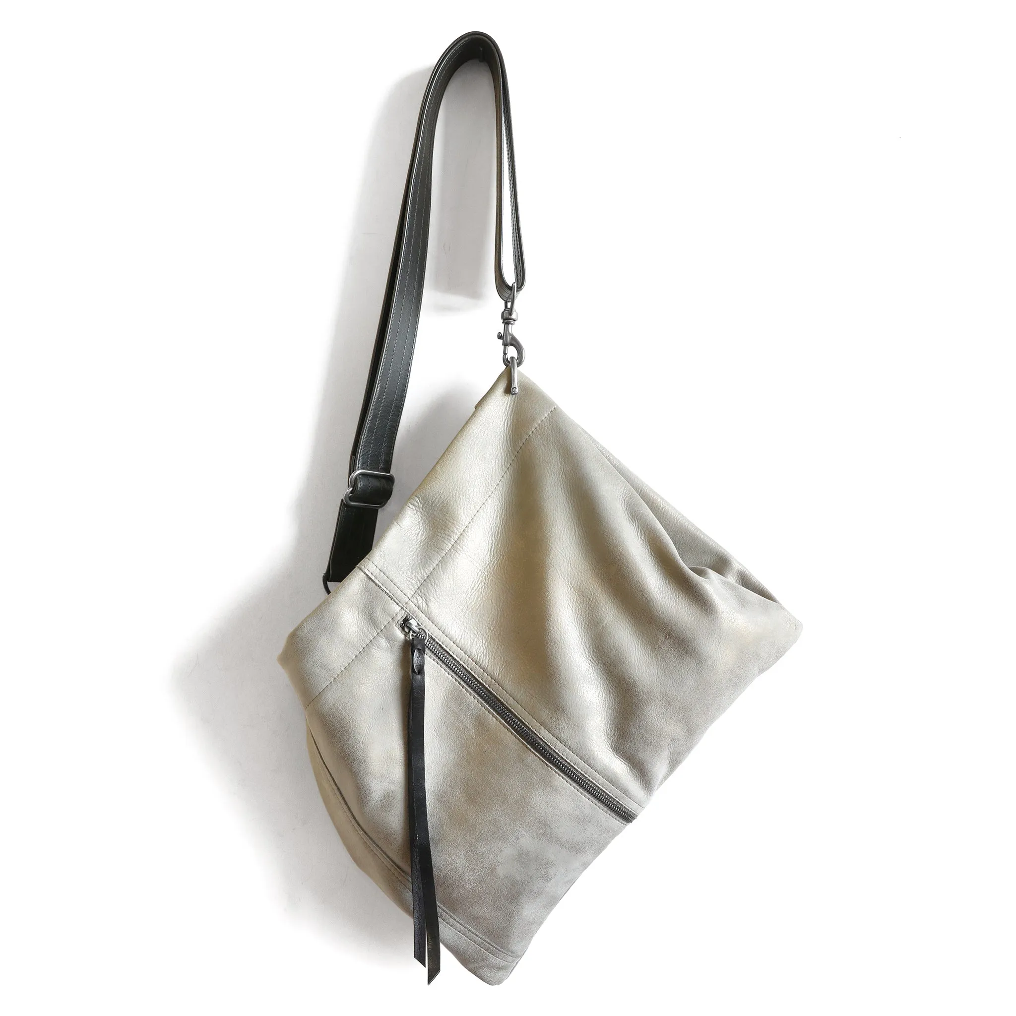 coyote crossbody | two sizes