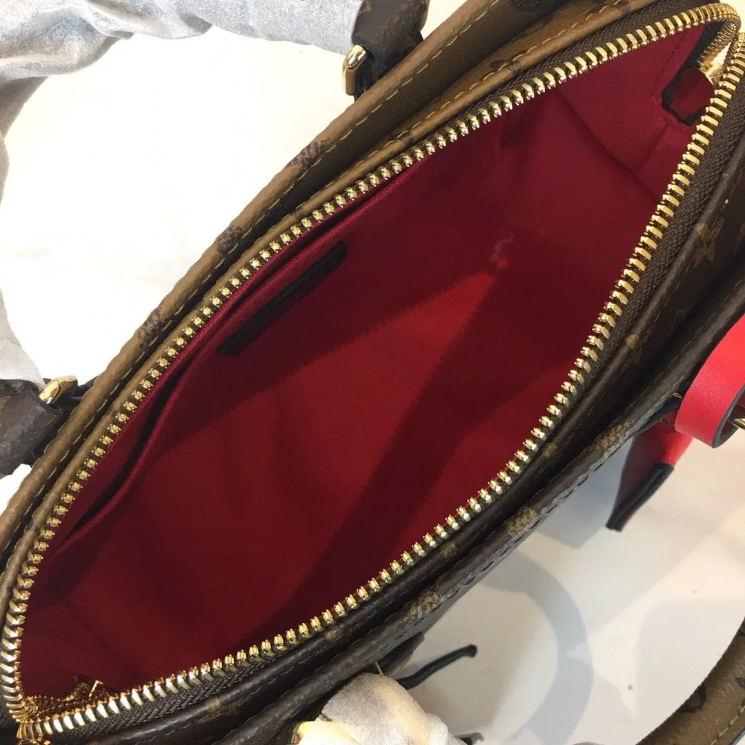 LV OnTheGo East West