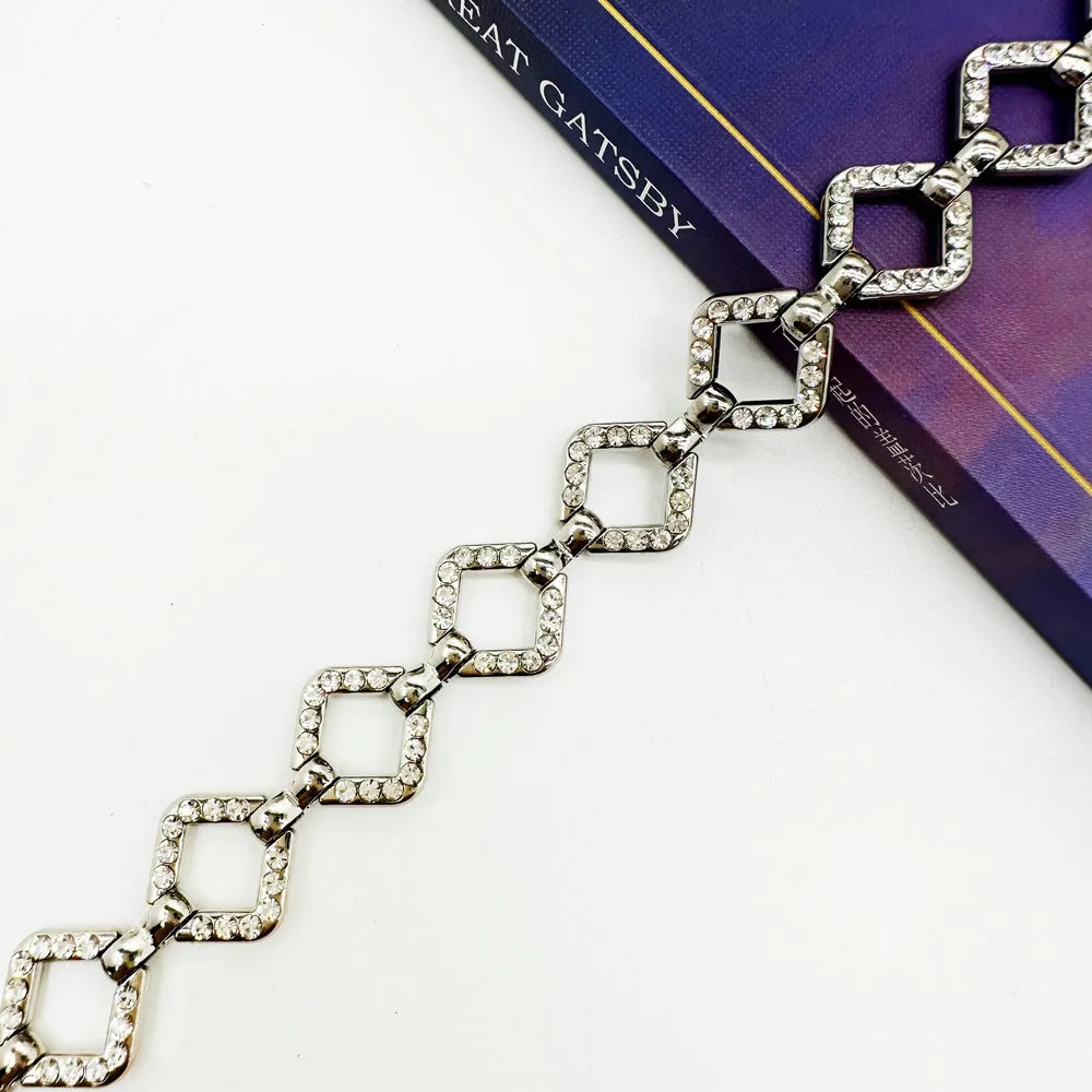 OEKO-TEX BSCI Rhinestone chain NF3E31 079-103