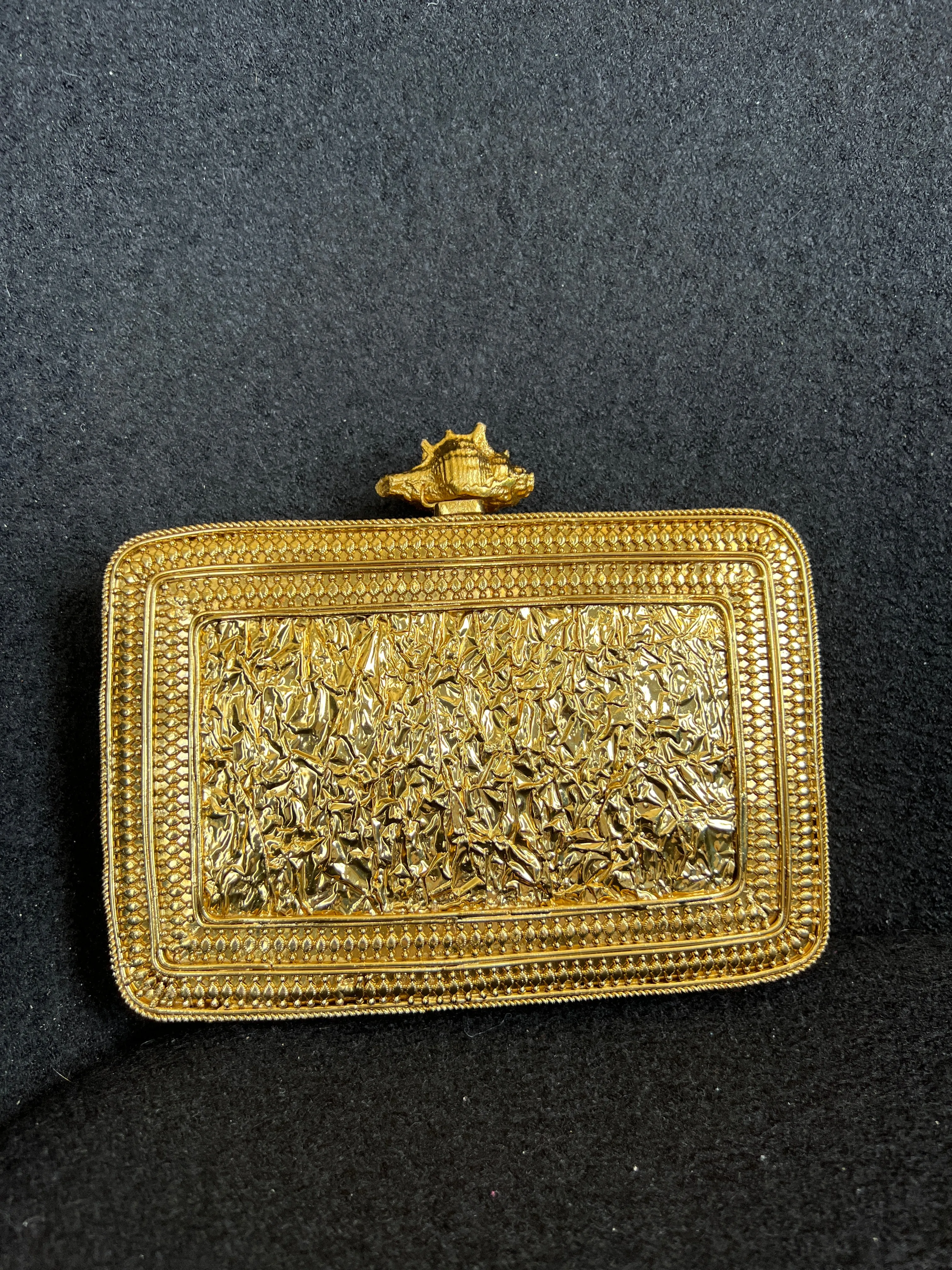 Opal Shores Clutch